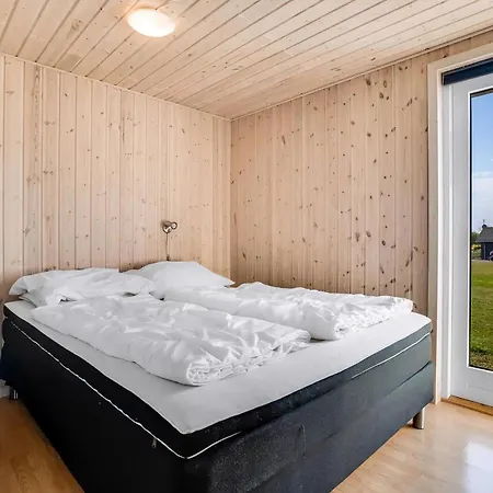 Large Family House With A Beautiful View Vinderup