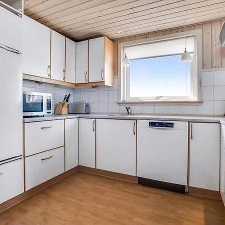 Large Family House With A Beautiful View Vinderup